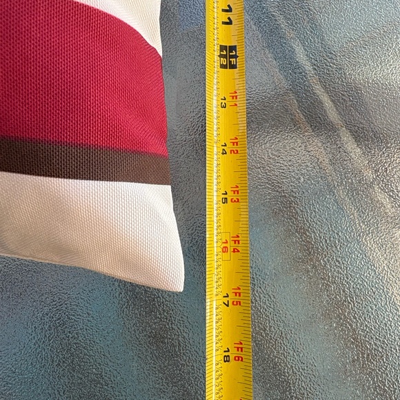 Outdoor patio pillows. Set of two. NWOT - Picture 3 of 3